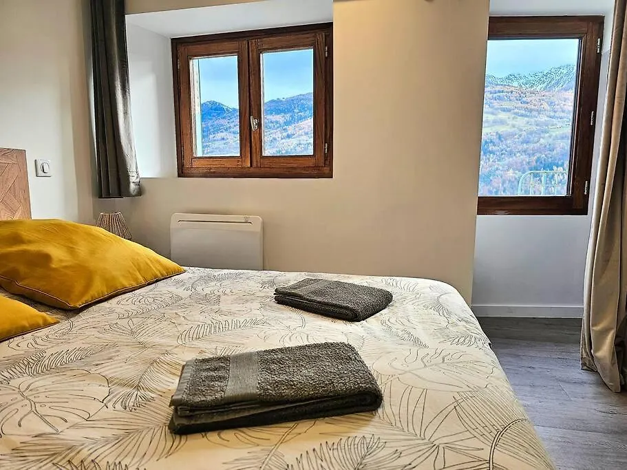 Appartement De 80M² Plein Sud Entierement Renove ラ・プラーニュ