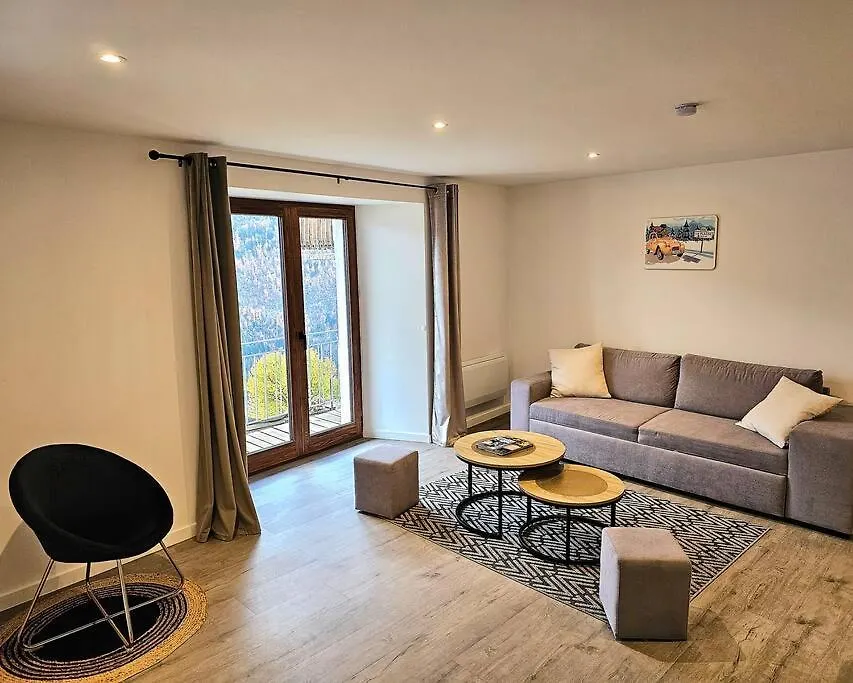 アパート Appartement De 80M² Plein Sud Entierement Renove ラ・プラーニュ
